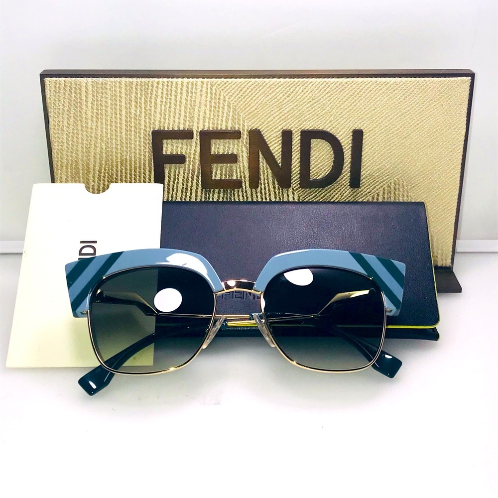 Blue Muv Azure Blue Women’s Fabulous Asset Sunglasses